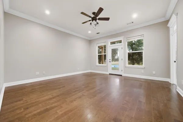 $950,000 | 22894 Blue Jay Lane, Anderson, CA 96007