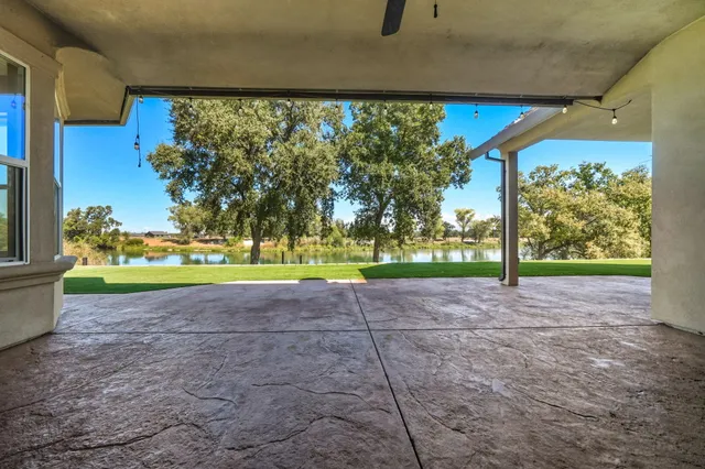 $1,099,000 | 22894 Blue Jay Lane, Anderson, CA 96007