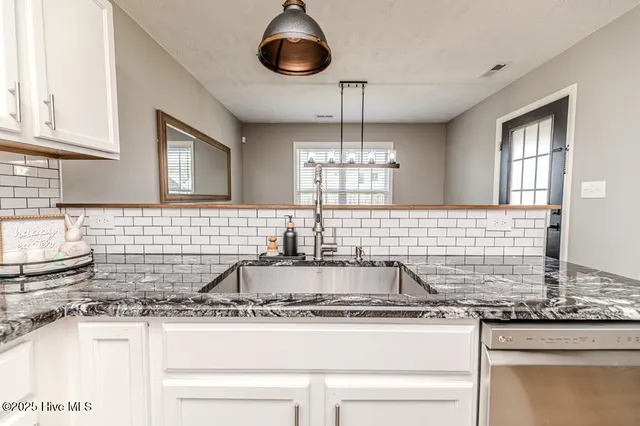 $1,950 | 224 Roanoke Drive, Raeford, NC 28376