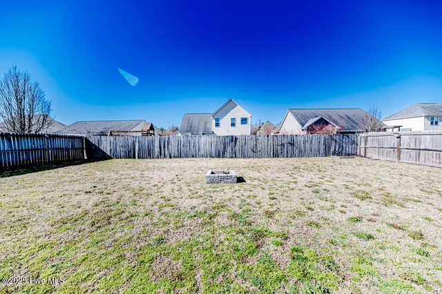 $1,950 | 224 Roanoke Drive, Raeford, NC 28376