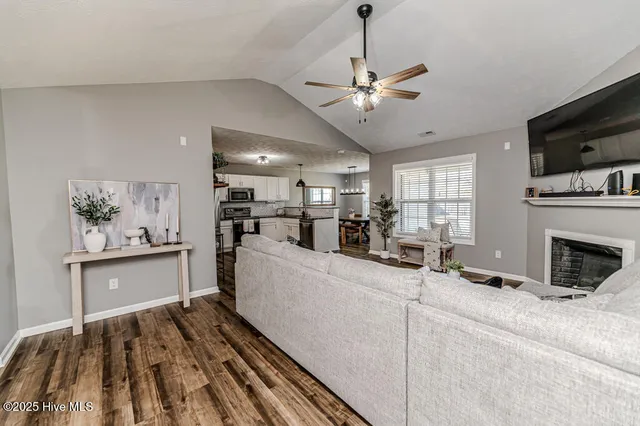 $1,950 | 224 Roanoke Drive, Raeford, NC 28376