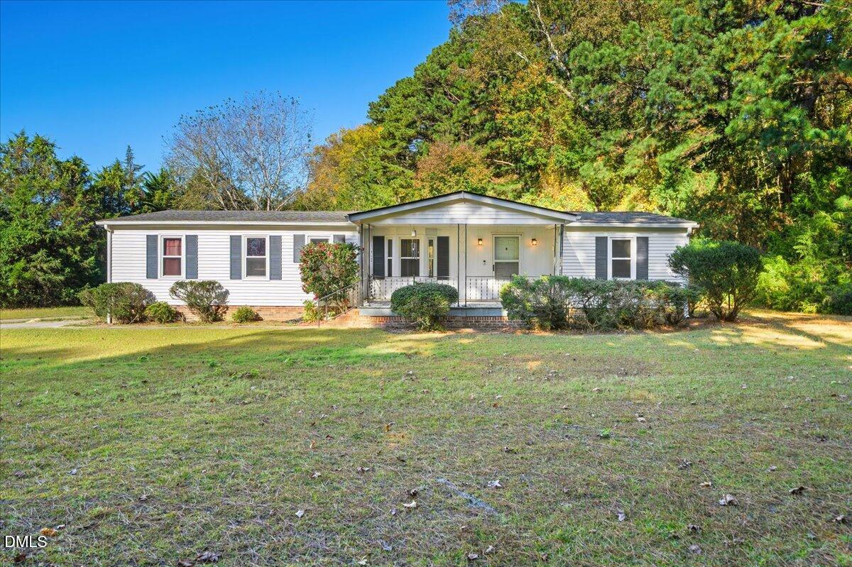 88 Henry Baker Road Zebulon, NC 27597 - Photo 1 of 28 23-bEXT_003
