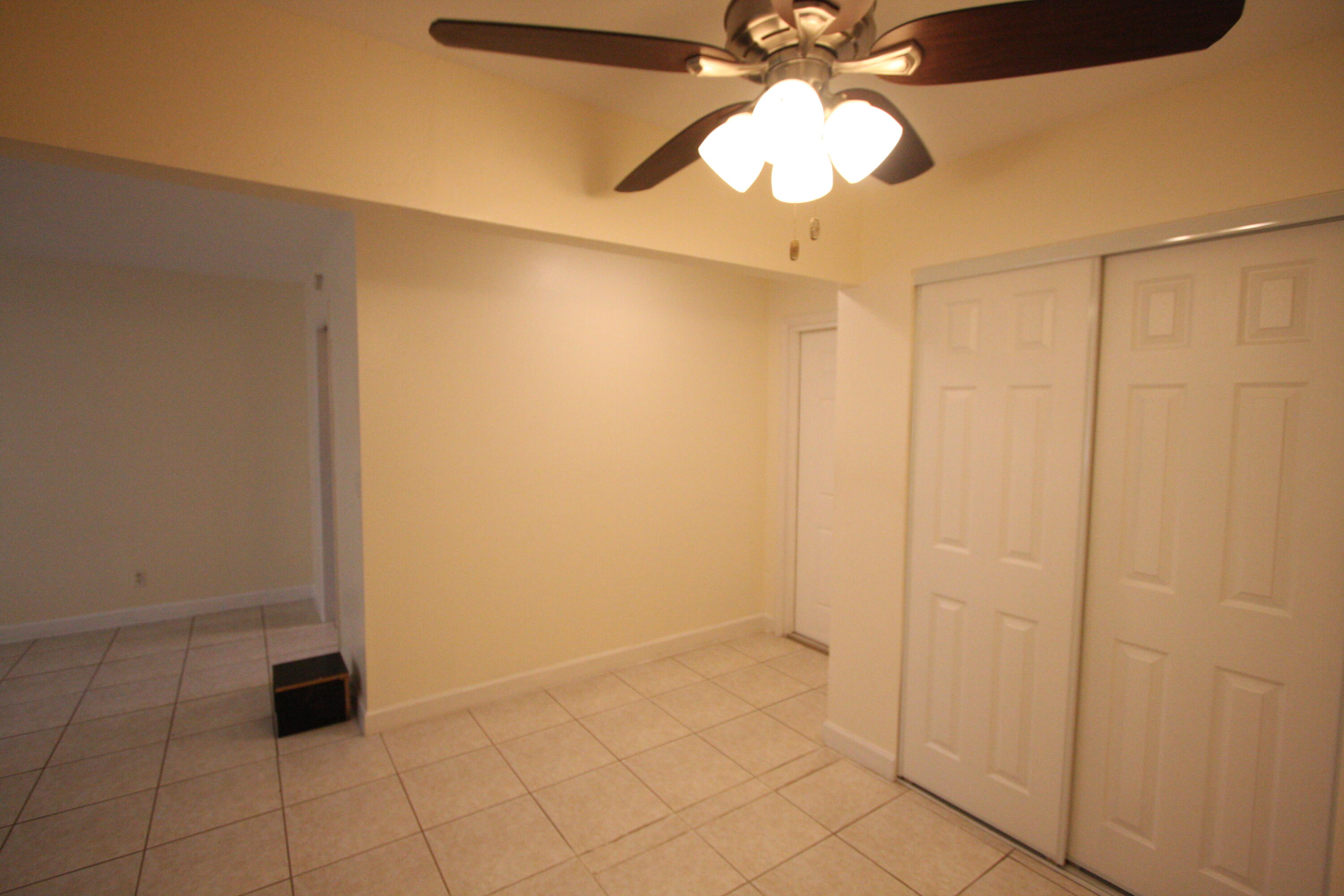 1050 East Sample Road, Unit 209 Pompano Beach, FL 33064 - Photo 12 of 27 IMG_6922