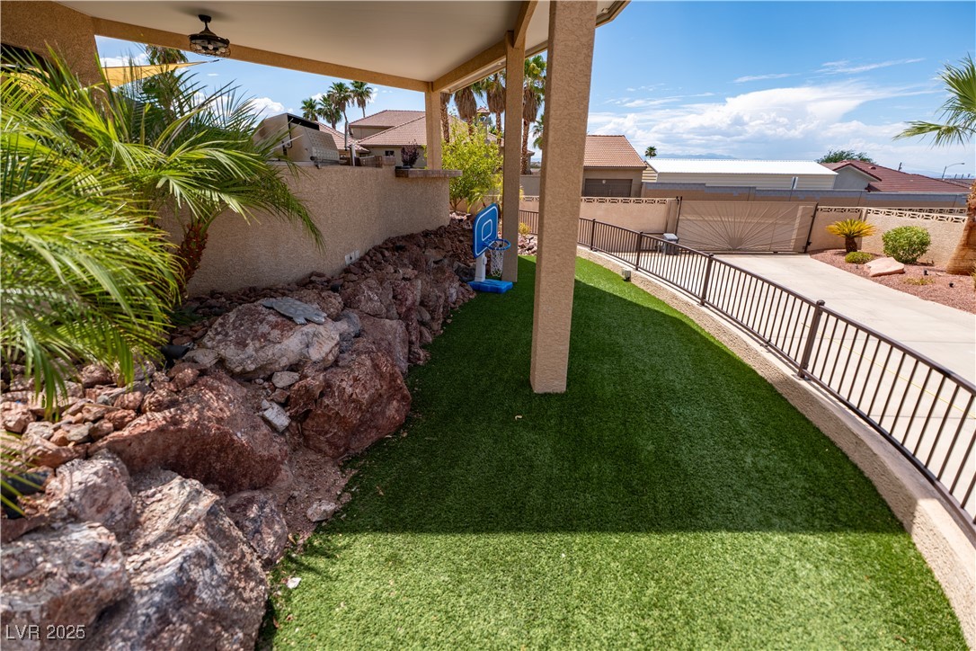 240 West Fairway Road Henderson, NV 89015 - Photo 8 of 56