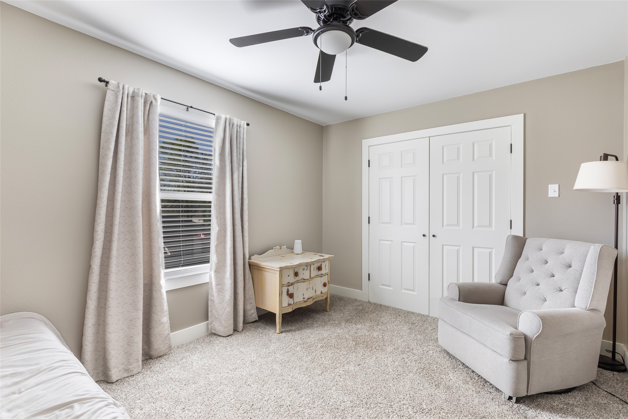 2201 Maple Street Liberty, TX 77575 - Photo 30 of 34 a living room with furniture and a window