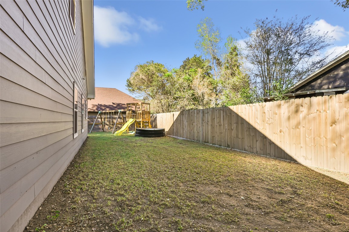 2201 Maple Street Liberty, TX 77575 - Photo 33 of 34