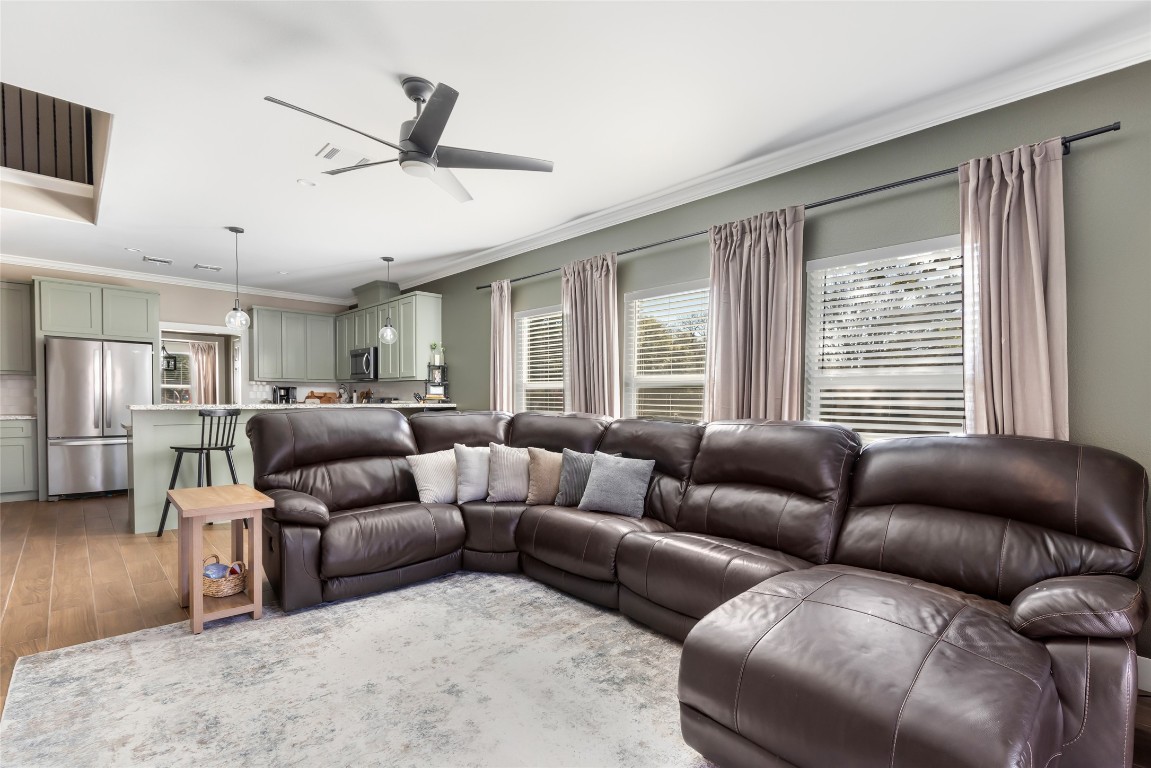 2201 Maple Street Liberty, TX 77575 - Photo 4 of 34