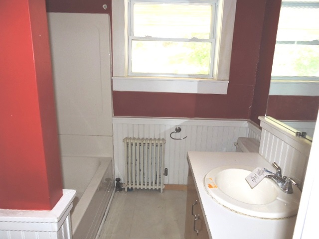 16 Spring Street Barre, VT 05641 - Photo 5 of 24