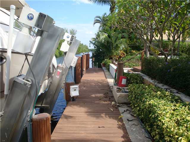 511 Northeast Waterway Lane Boca Raton, FL 33432 - Photo 3 of 25 Additional Photo