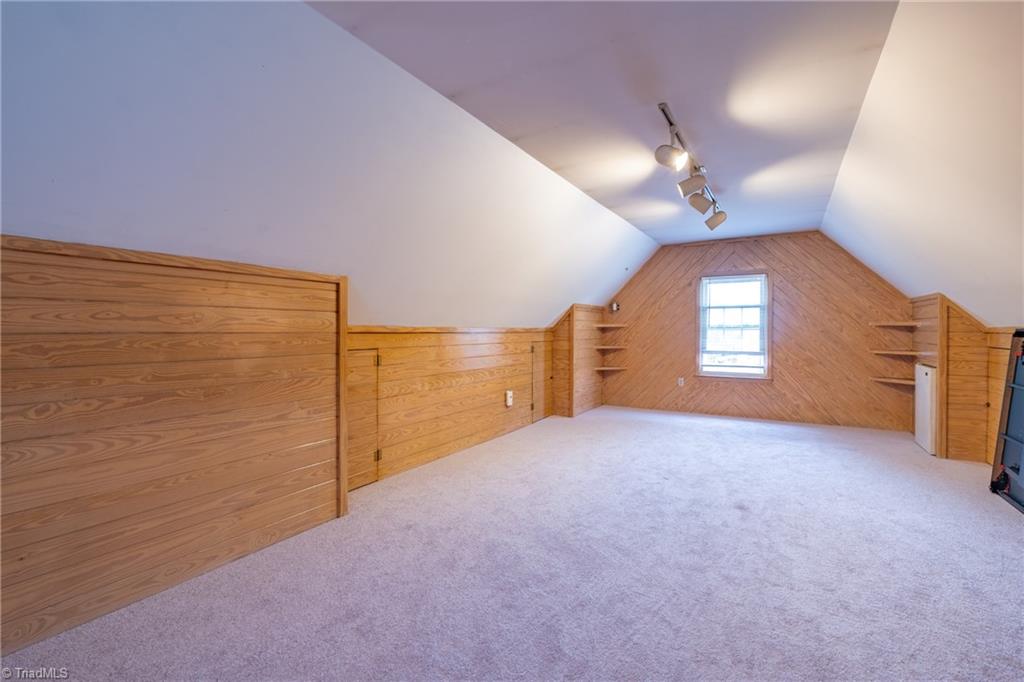 3809 Oak Forest Drive High Point, NC 27265 - Photo 14 of 45