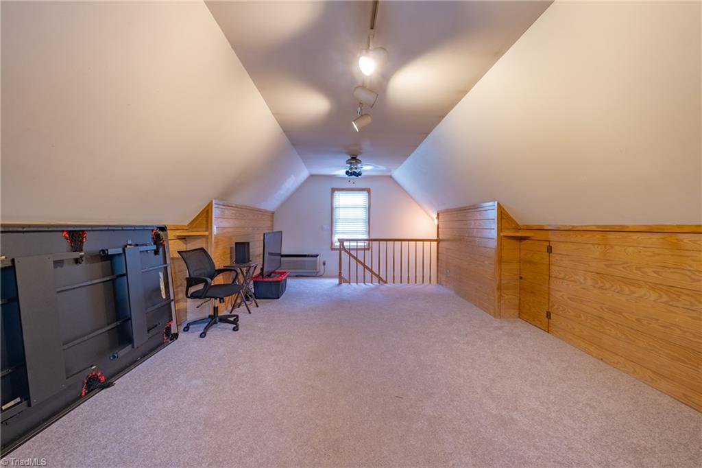 3809 Oak Forest Drive High Point, NC 27265 - Photo 15 of 45