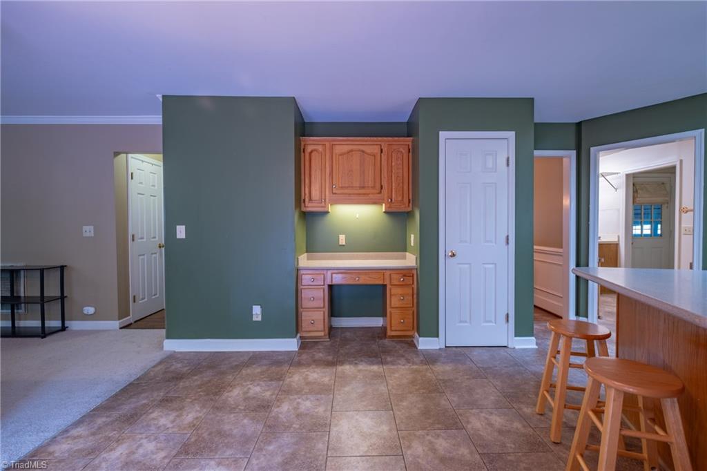 3809 Oak Forest Drive High Point, NC 27265 - Photo 17 of 45