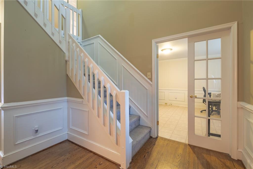 3809 Oak Forest Drive High Point, NC 27265 - Photo 3 of 45