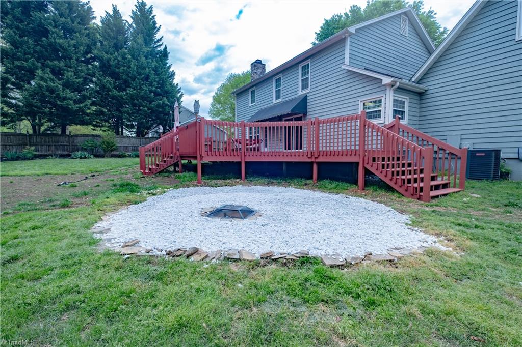 3809 Oak Forest Drive High Point, NC 27265 - Photo 39 of 45