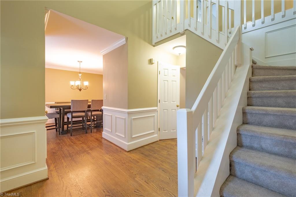 3809 Oak Forest Drive High Point, NC 27265 - Photo 4 of 45