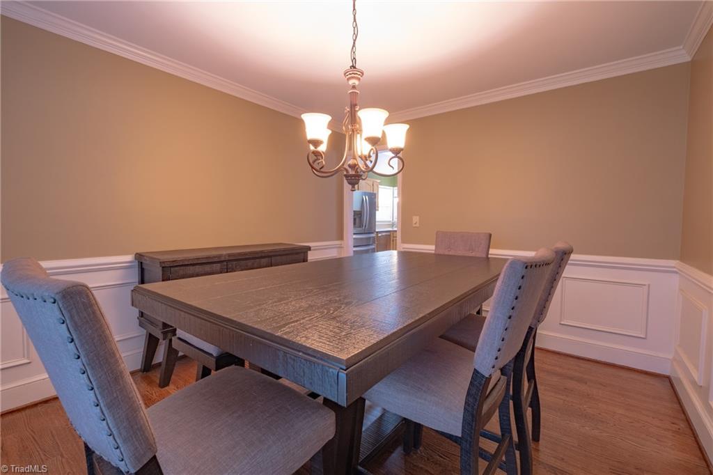 3809 Oak Forest Drive High Point, NC 27265 - Photo 6 of 45