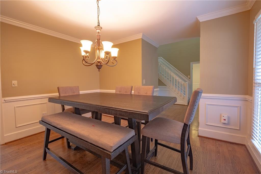 3809 Oak Forest Drive High Point, NC 27265 - Photo 7 of 45