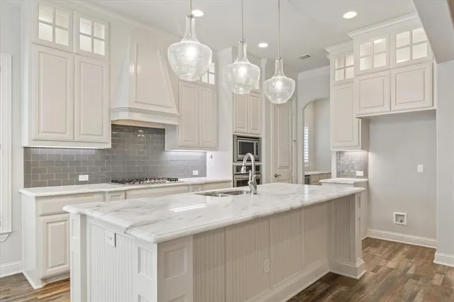 $698,000 | 10708 Francis Drive, Waco, TX 76712