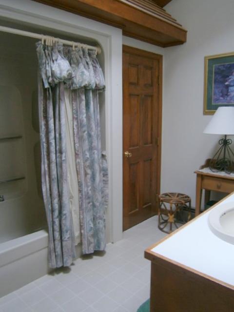 128 East Benton Road Waterville, ME 04901 - Photo 5 of 22 One of two full baths in the home. ...