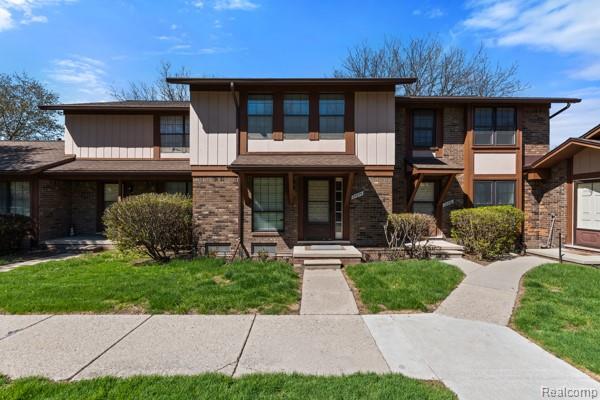 24874 Chalk Farm Road West, Unit 62 Warren, MI 48091 - Photo 1 of 36