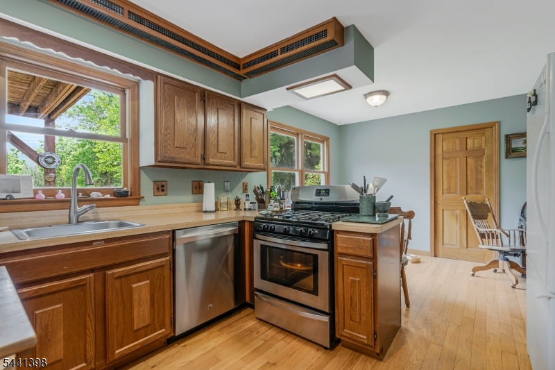 19 Renfro Road Somerset, NJ 08873 - Photo 15 of 45