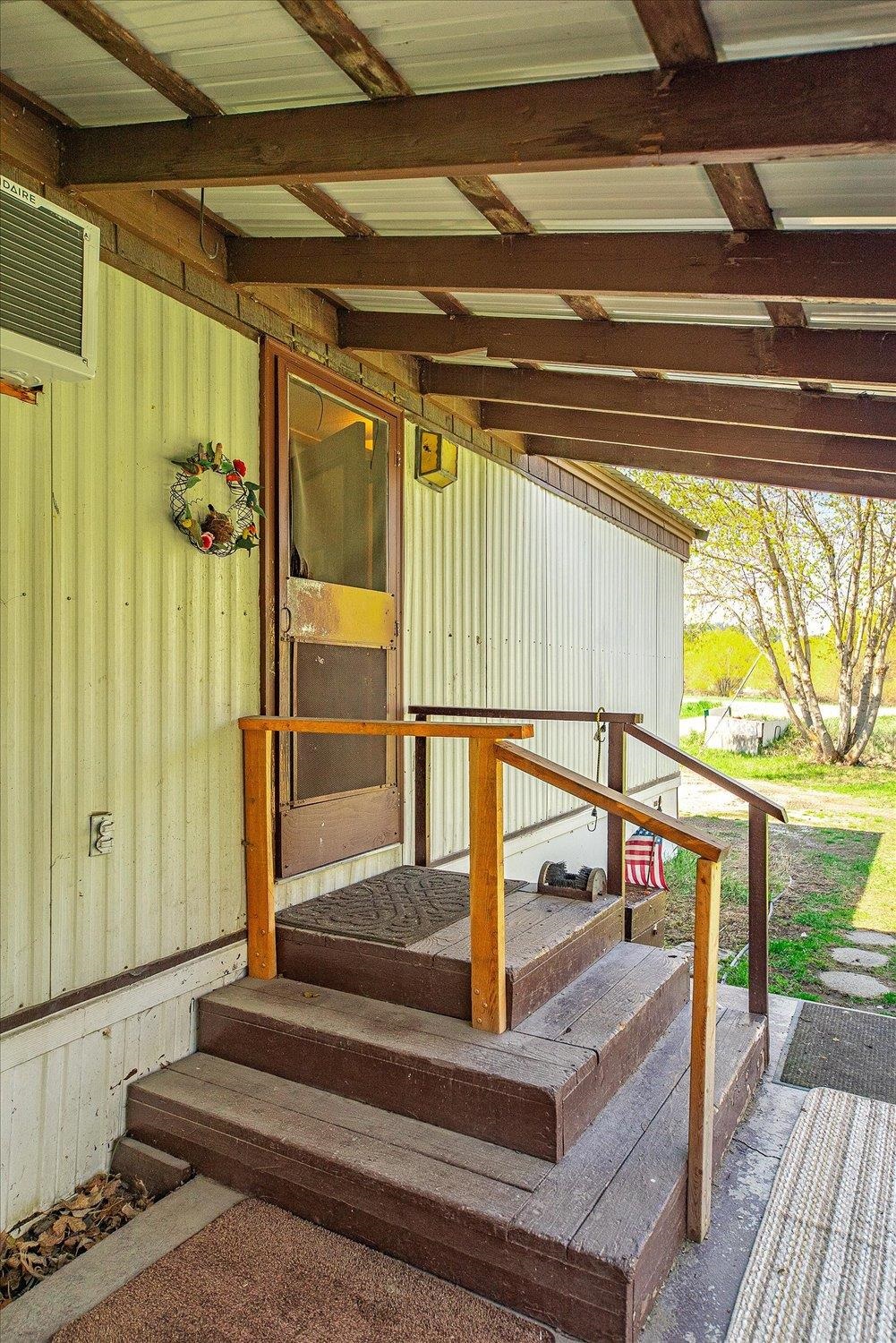 3967 Springdale Hunters Road Springdale, WA 99173 - Photo 5 of 50