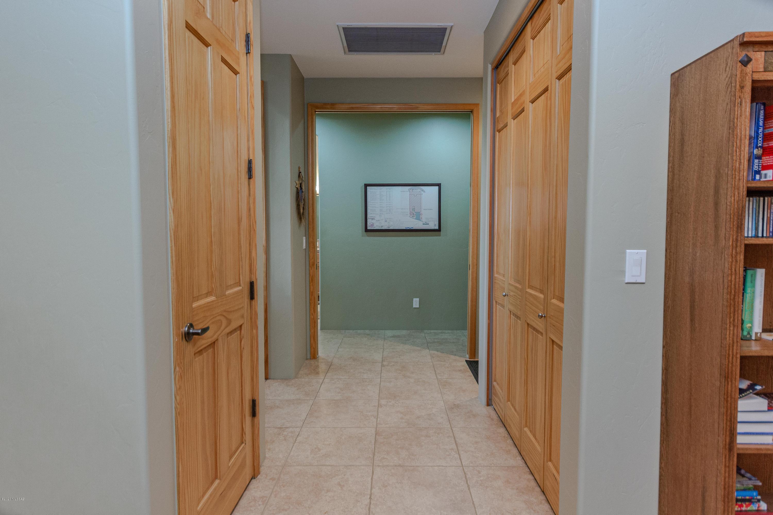 9830 North Ridge Shadow Place Tucson, AZ 85704 - Photo 10 of 50