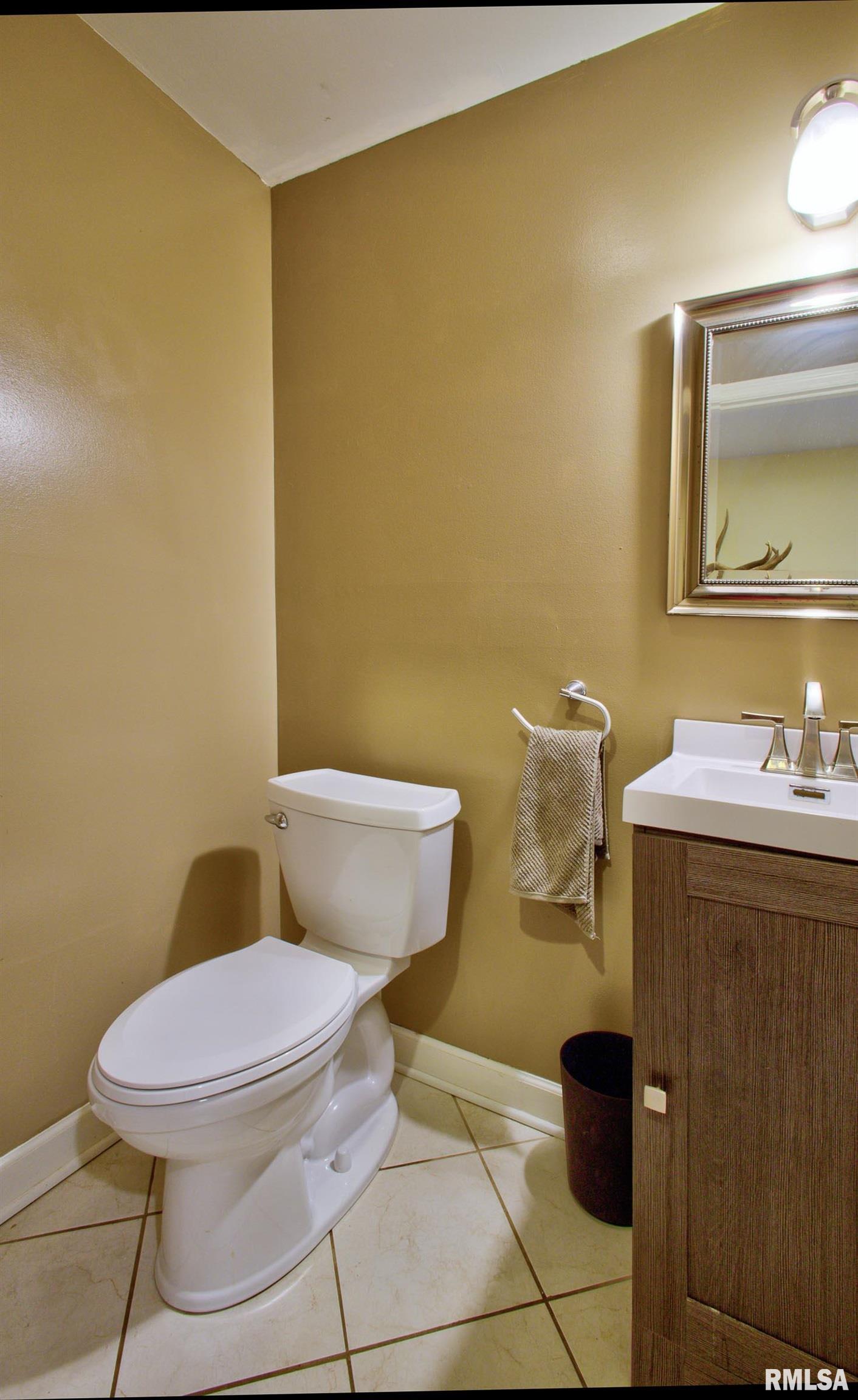 319 Robin Road Macomb, IL 61455 - Photo 18 of 34