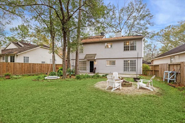 $2,000 | 3315 Kings Mountain Drive, Kingwood, TX 77345