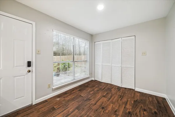 $2,000 | 3315 Kings Mountain Drive, Kingwood, TX 77345