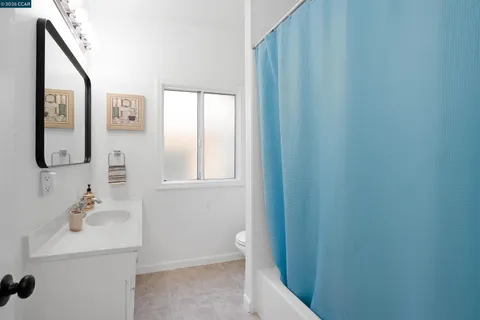 $759,000 | 2011 Rosedale Avenue, Oakland, CA 94601