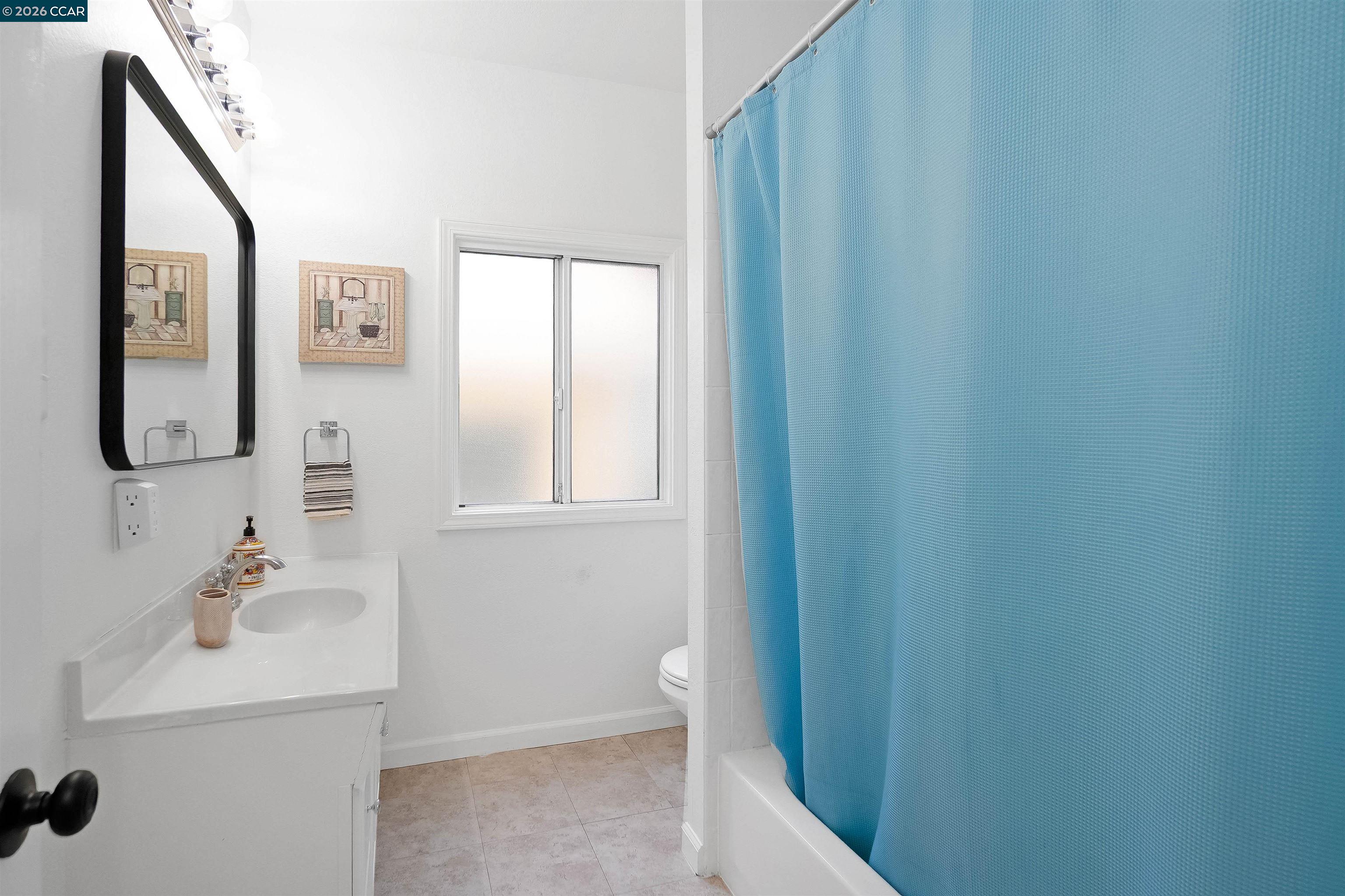 2011 Rosedale Avenue Oakland, CA 94601 - Photo 24 of 37