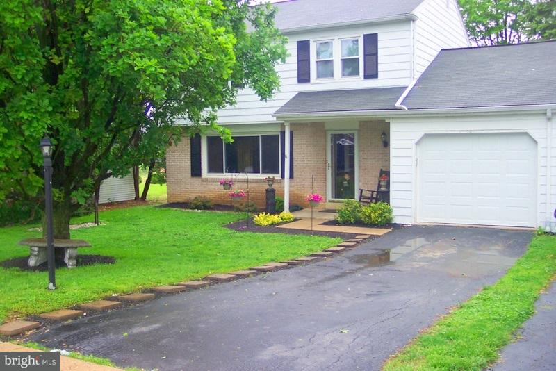 889 Hornig Road Lancaster, PA 17601 - Photo 1 of 15 Gallery Image 1