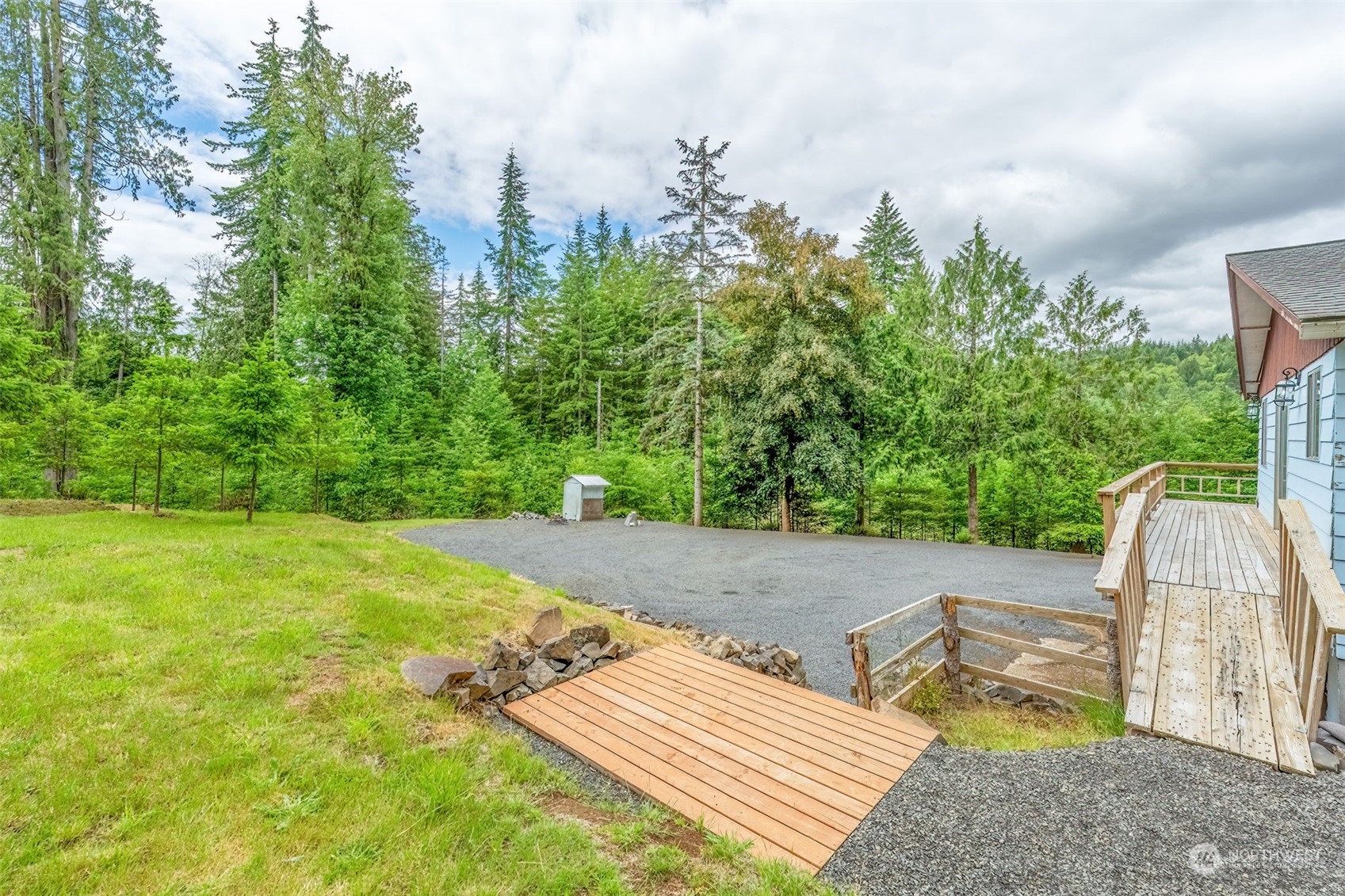 514 Germany Creek Road Longview, WA 98632 - Photo 8 of 40