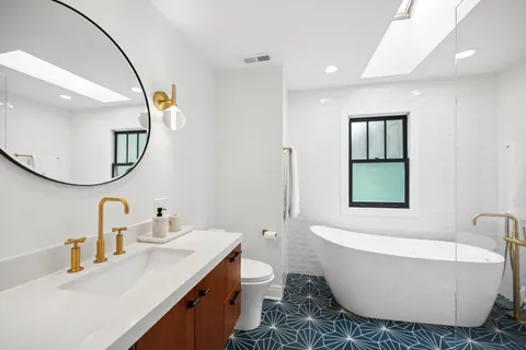 $1,150,000 | 2751 Girard Avenue, Evanston, IL 60201