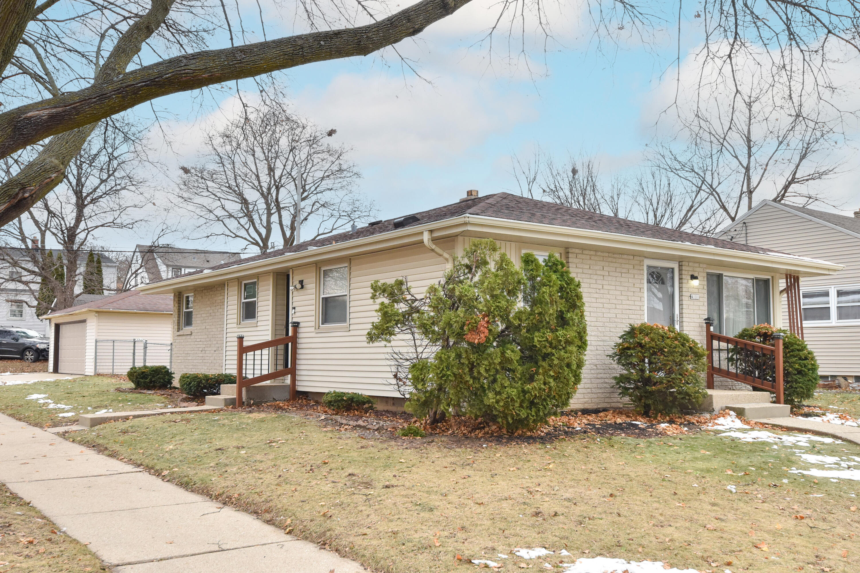4101 North 70th Street Milwaukee, WI 53216 - Photo 34 of 37 Front View