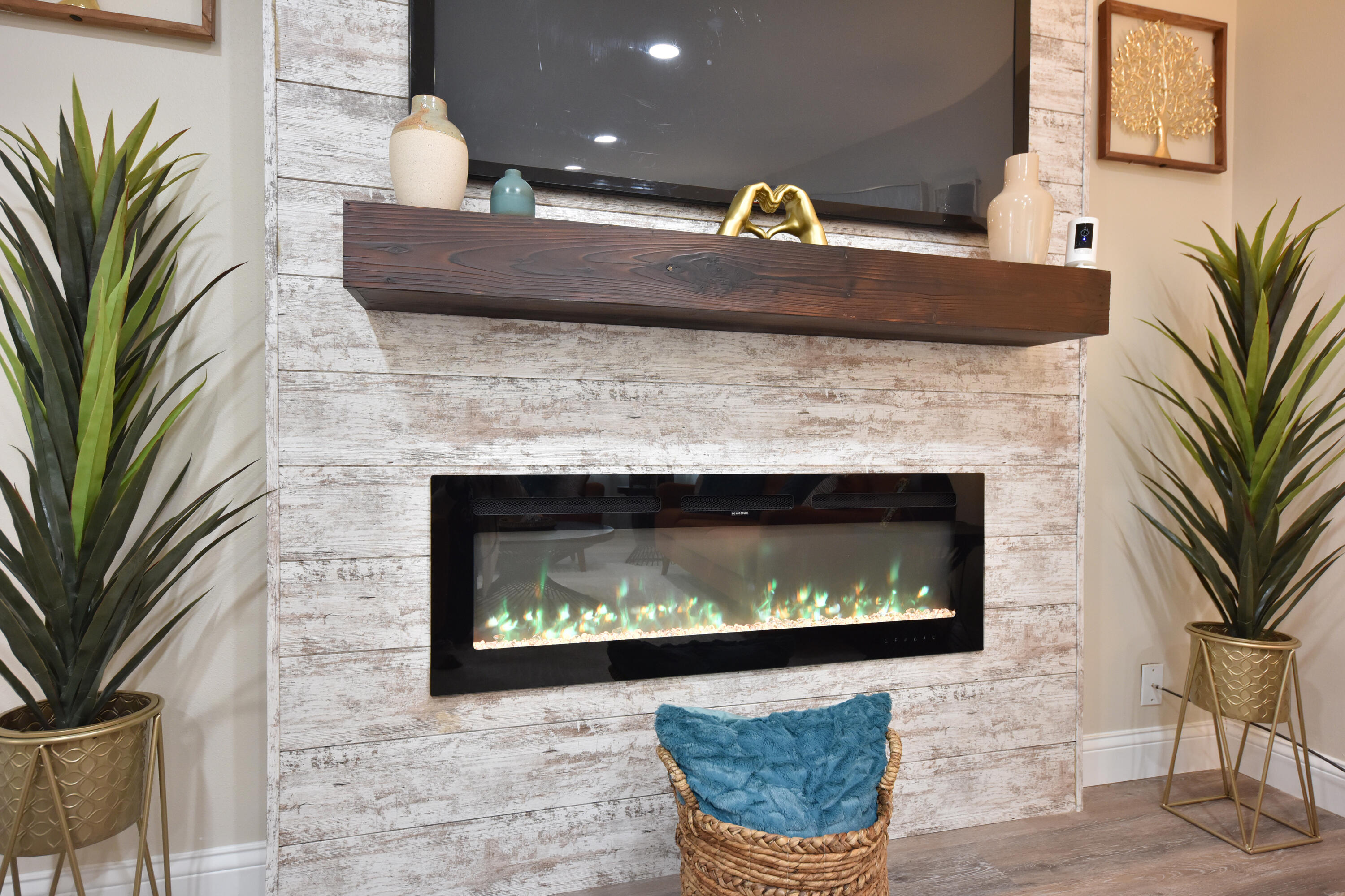 4101 North 70th Street Milwaukee, WI 53216 - Photo 6 of 37 Living Room