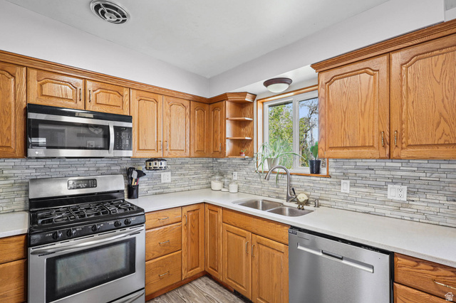 481 550 South Bountiful, UT 84010 - Photo 10 of 45