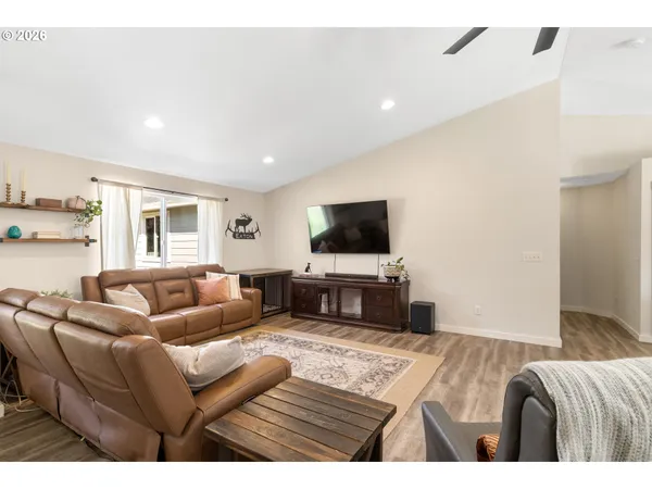 $515,000 | 1128 Springboard Drive, Vernonia, OR 97064