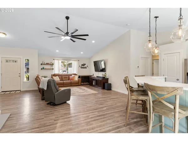 $515,000 | 1128 Springboard Drive, Vernonia, OR 97064