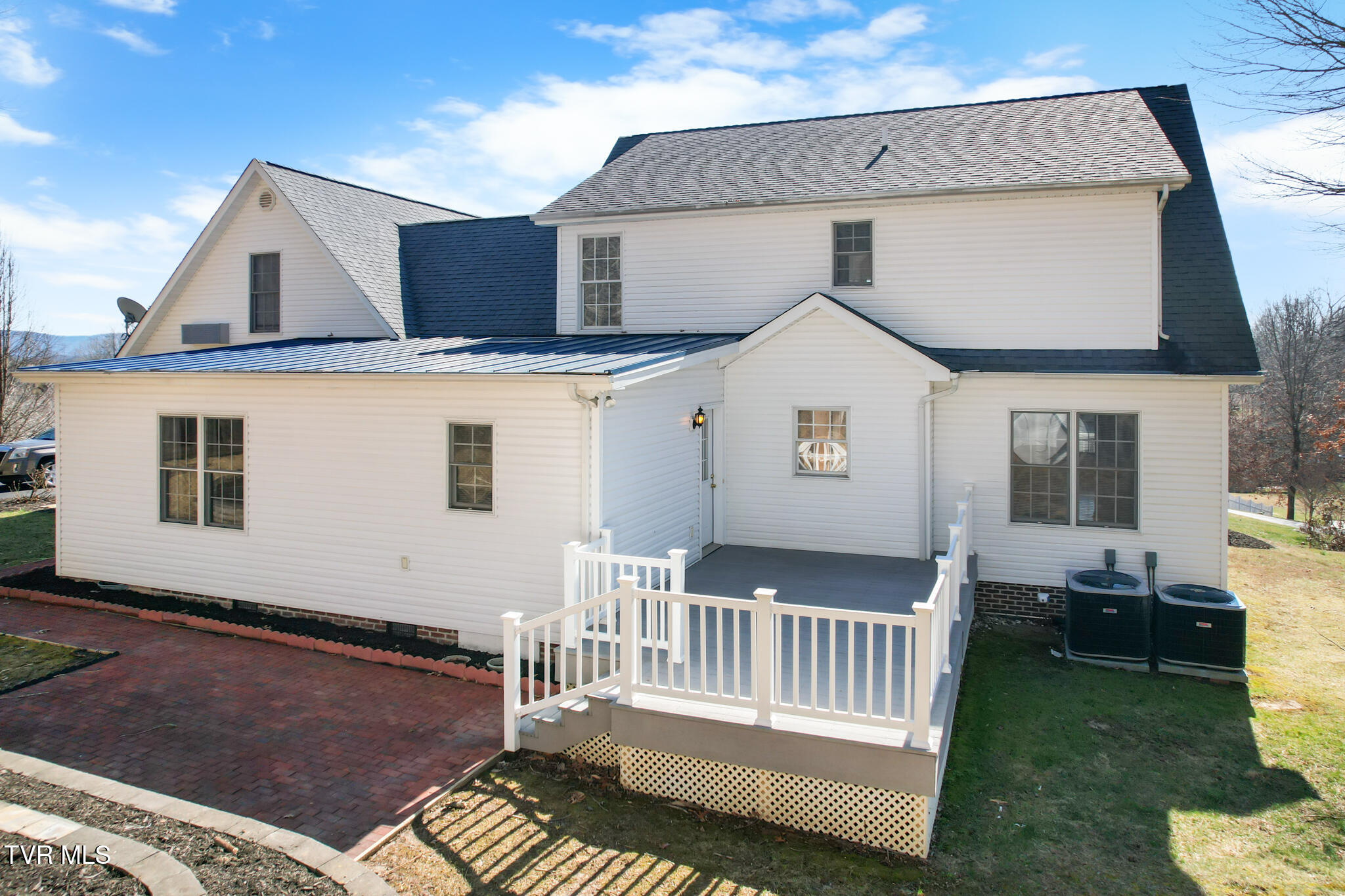 16359 Old Timber Road Abingdon, VA 24210 - Photo 2 of 78 DJI_0822 (1)