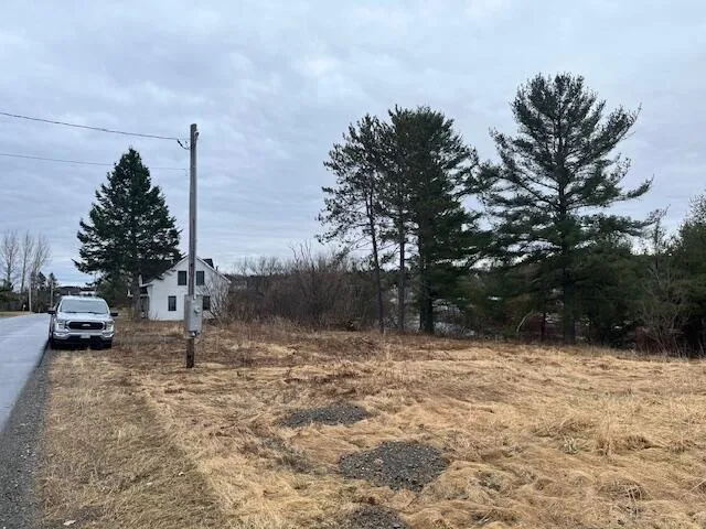 $27,900 | 58 Pondview Street, Limestone, ME 04750