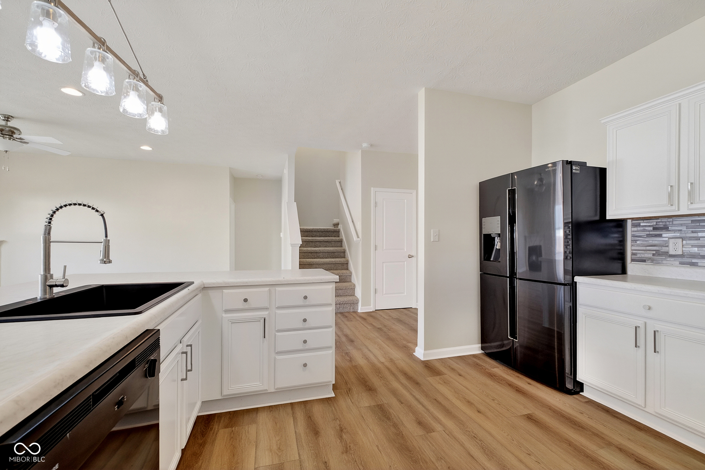 2715 Cabin Hill Road Indianapolis, IN 46229 - Photo 15 of 30