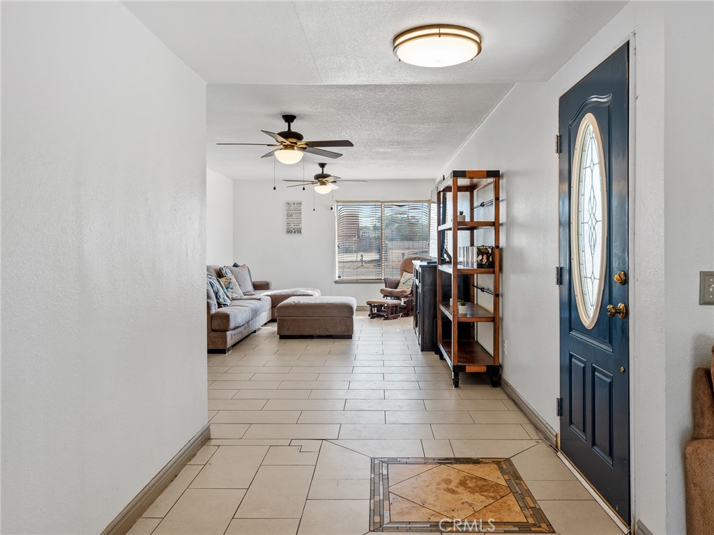 14798 Dos Palmas Road Victorville, CA 92392 - Photo 13 of 55