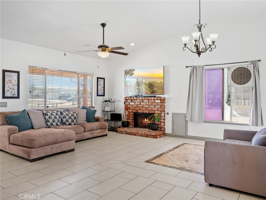 14798 Dos Palmas Road Victorville, CA 92392 - Photo 16 of 55