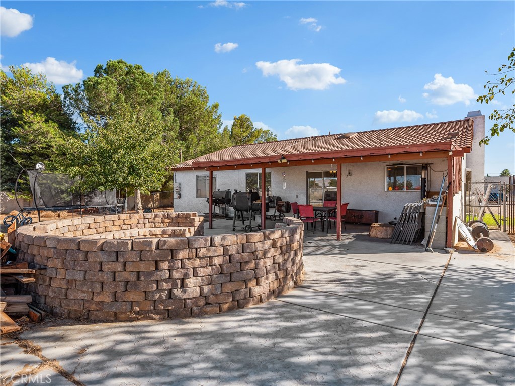 14798 Dos Palmas Road Victorville, CA 92392 - Photo 41 of 55