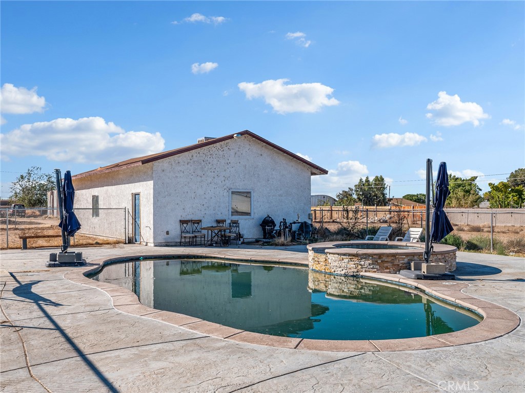 14798 Dos Palmas Road Victorville, CA 92392 - Photo 47 of 55