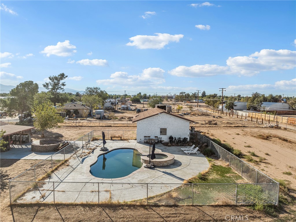 14798 Dos Palmas Road Victorville, CA 92392 - Photo 10 of 55