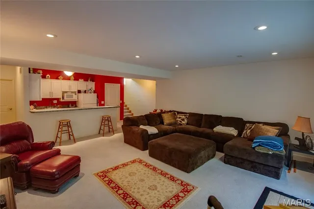 $475,000 | 1200 White Oak Trail, Godfrey, IL 62035