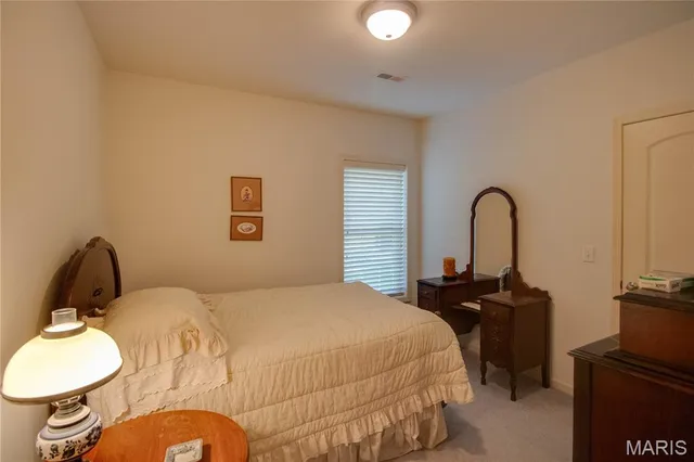 $475,000 | 1200 White Oak Trail, Godfrey, IL 62035